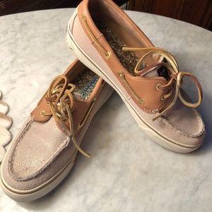 Sperry size 6